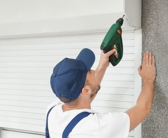 Установка рольставней в Афипском