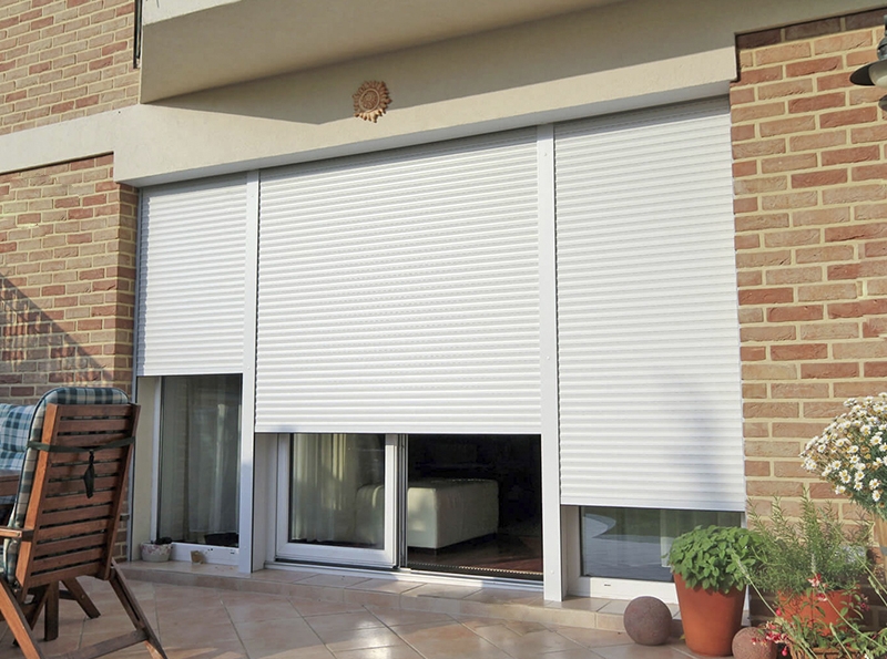 На двери в Афипском